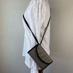 NWOT Crossbody Wallet